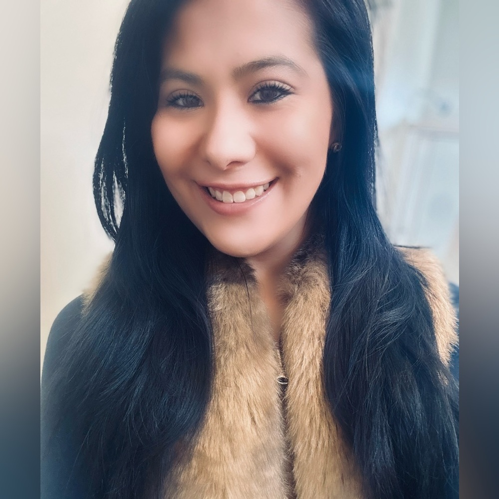 COPY - I’m going live 😍👏 let’s do some shopping 🛍️